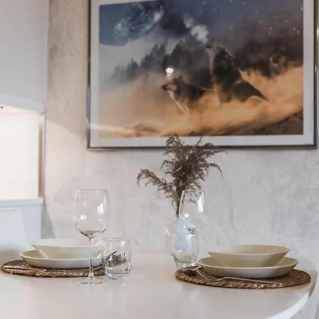 דירה Penthouse With Sauna - King Size Bed - Free Wifi!