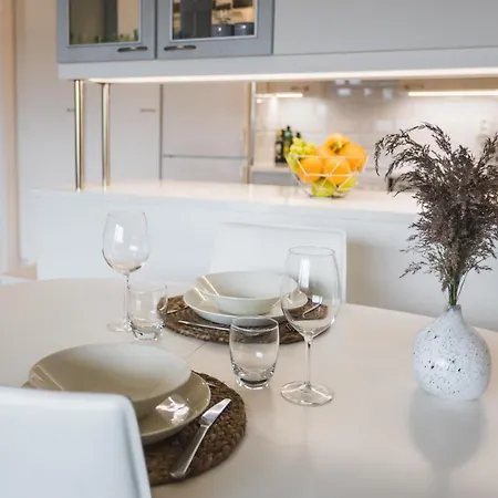 דירה Penthouse With Sauna - King Size Bed - Free Wifi! *