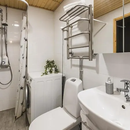 Penthouse With Sauna - King Size Bed - Free Wifi! * Rovaniemi